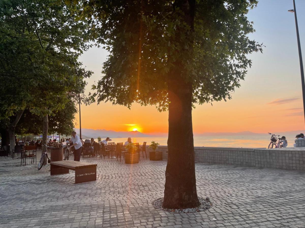 Four Generation Hotel Široka Εξωτερικό φωτογραφία