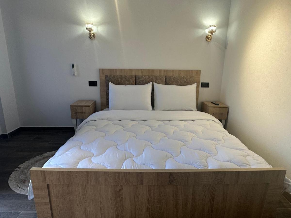Four Generation Hotel Široka Εξωτερικό φωτογραφία
